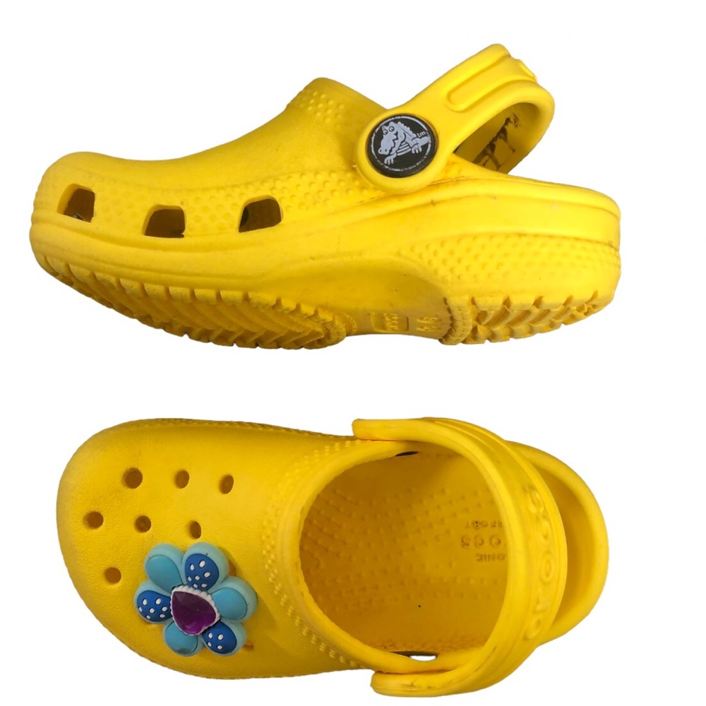 🌿 CROCS 🌿 kids unisex yellow rubber slip on shoes size C6 removable flower - Picture 4 of 7